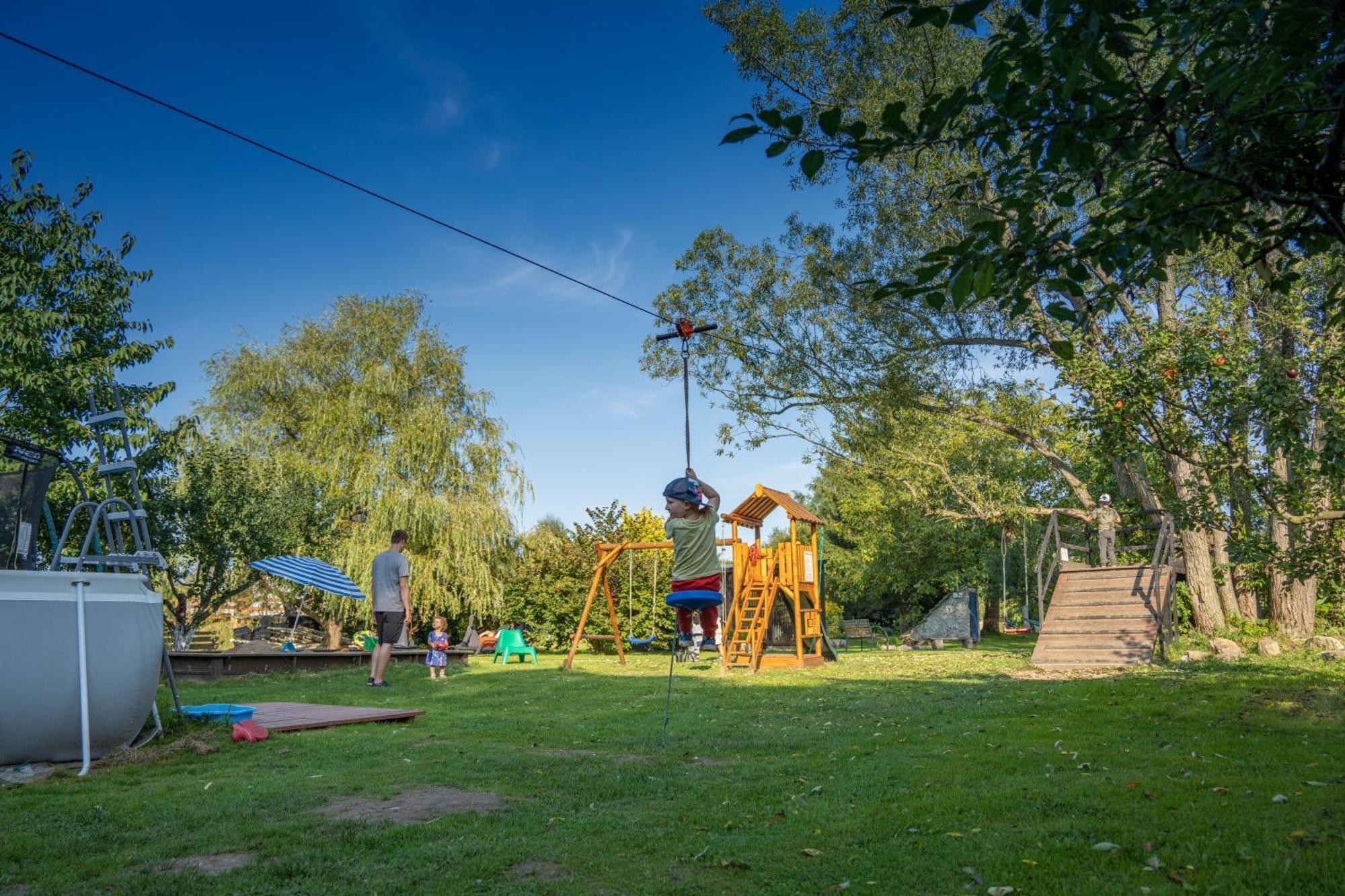 Dom W Domu - Izera Glamping Bed & Breakfast Gajowka  Exterior photo