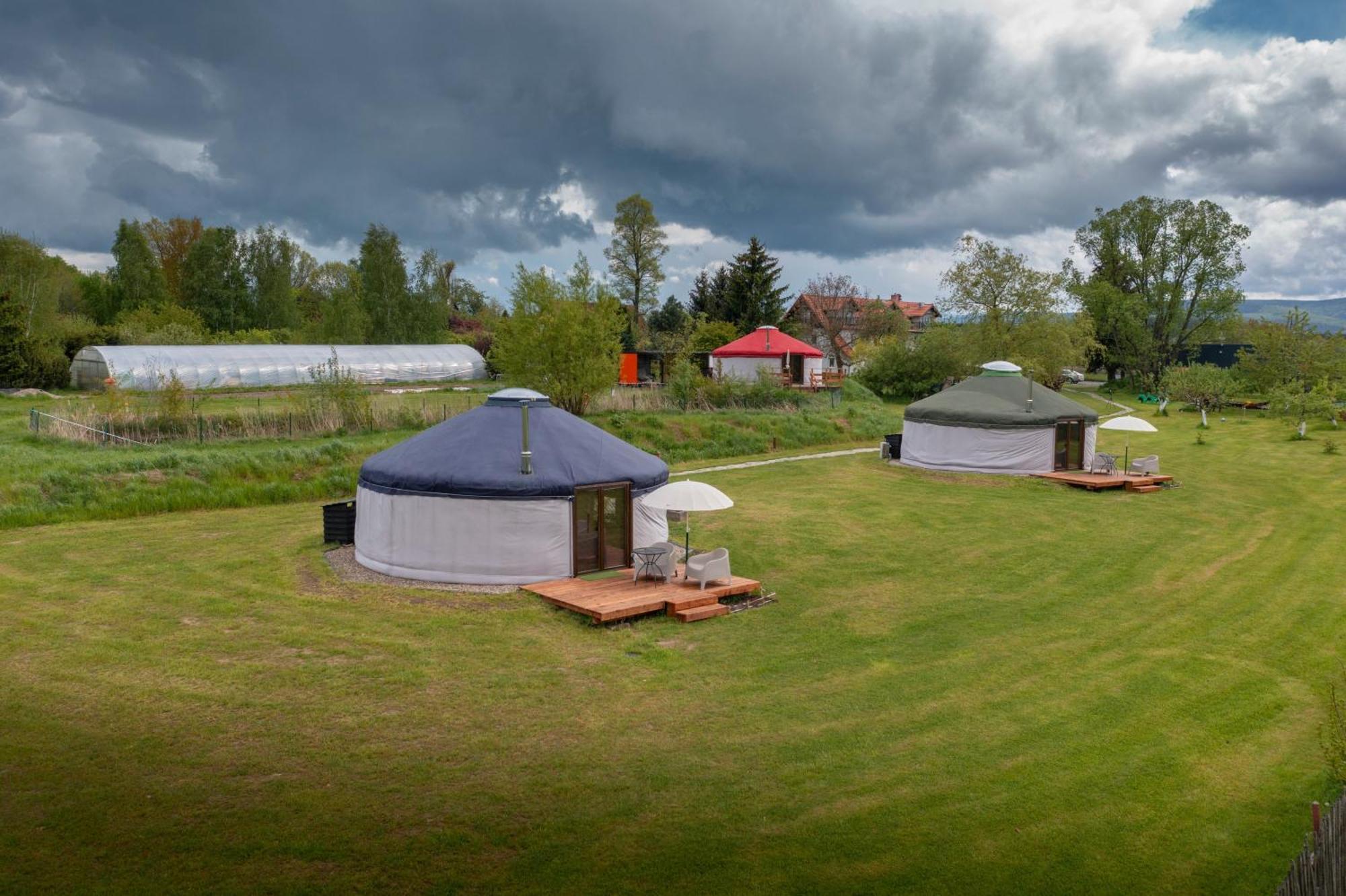 Dom W Domu - Izera Glamping Bed & Breakfast Gajowka  Exterior photo