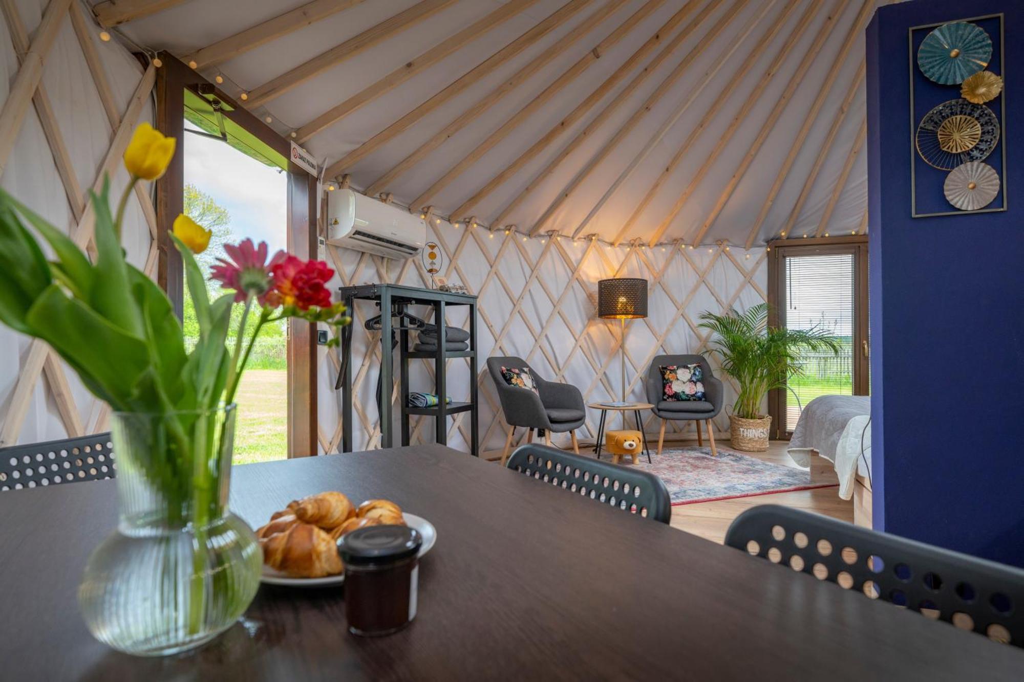 Dom W Domu - Izera Glamping Bed & Breakfast Gajowka  Room photo