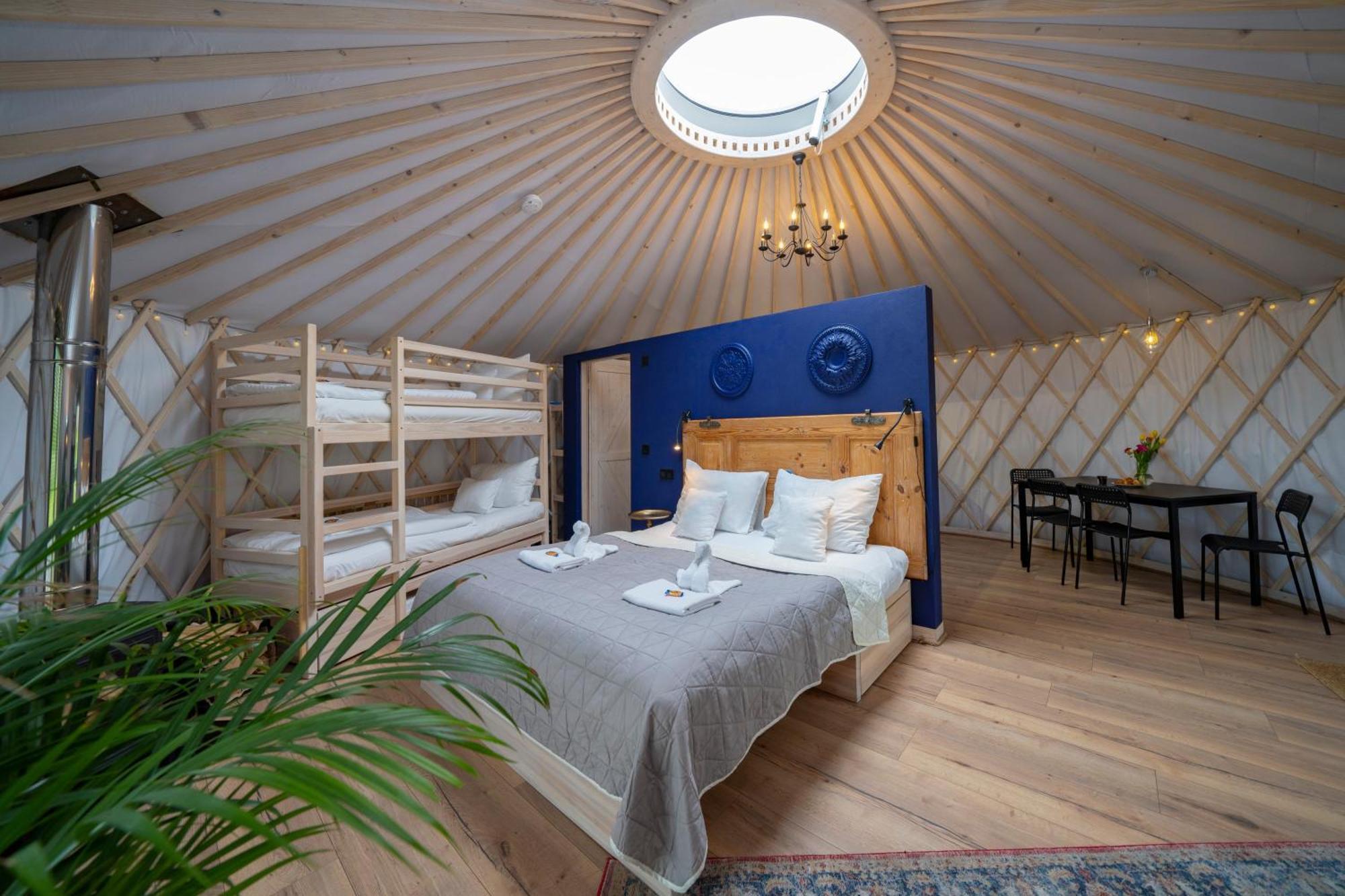 Dom W Domu - Izera Glamping Bed & Breakfast Gajowka  Room photo
