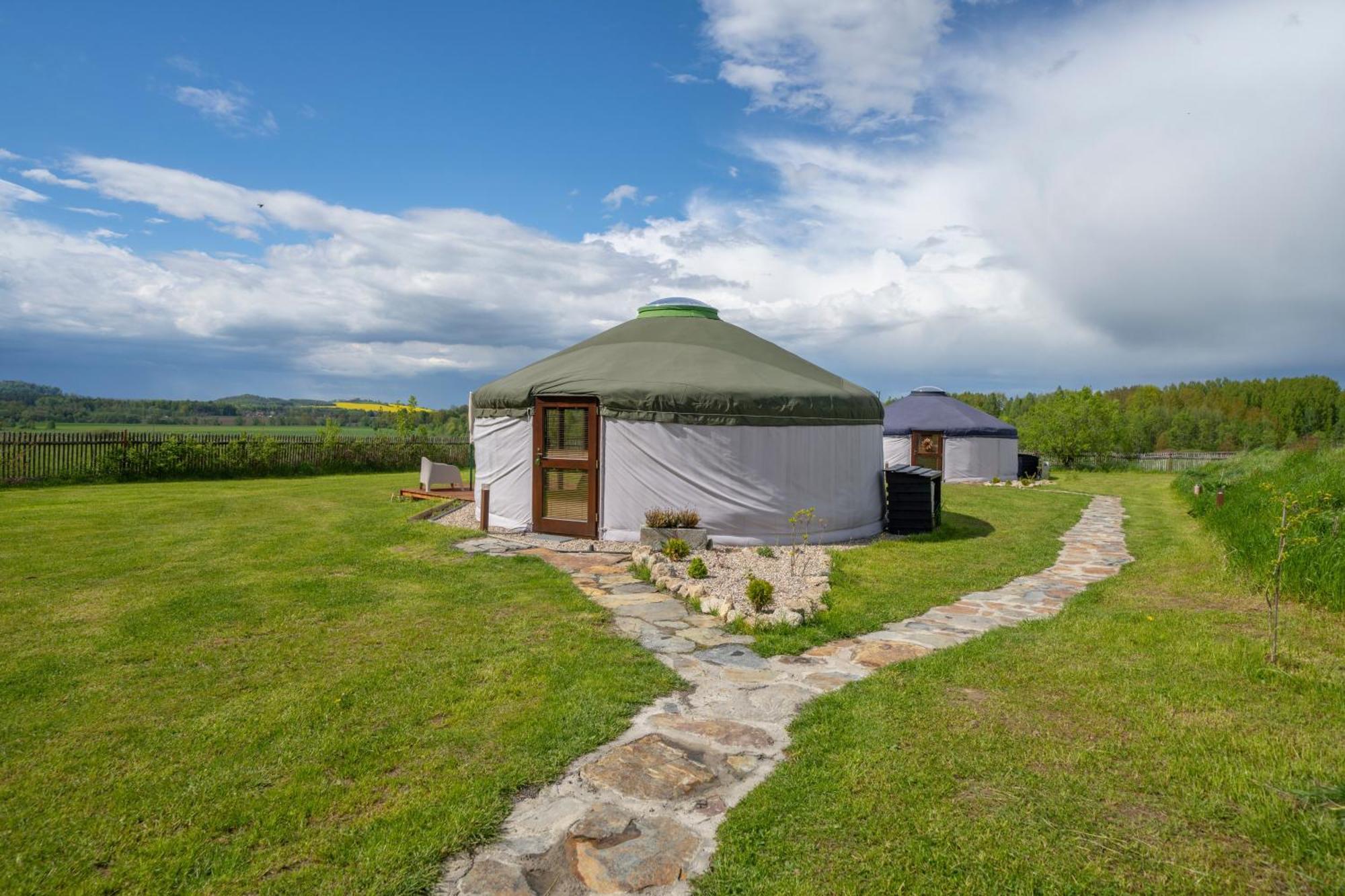 Dom W Domu - Izera Glamping Bed & Breakfast Gajowka  Room photo